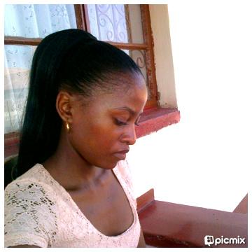 lesegotsele's profile picture. 