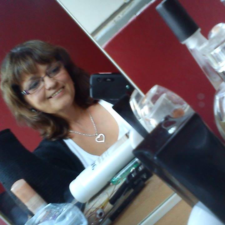 MagcsTnde's profile picture. 