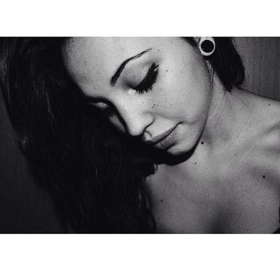 Beatrice Anne Perez\19\single.