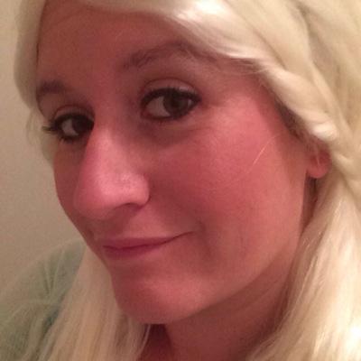 Owner/Operator of @EscapeAerials. Fly Gym certified instructor, Crunch X-PERT Certified Pole  Instructor. Follow my blog: http://t.co/Ow8GH5GJEc