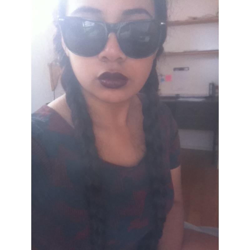 TweetsFromTalia's profile picture. validation doesn't come from a mirror.