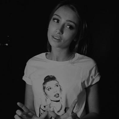 soumise, 19 ans