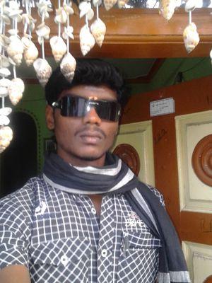 0dbaa7b3b38b422's profile picture. SILAMBARASAN