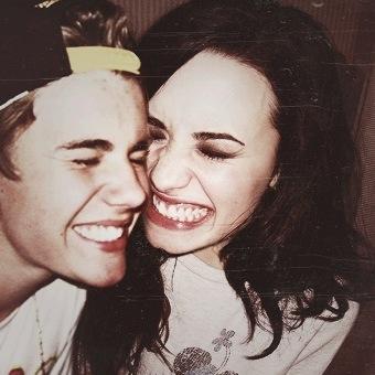 fuckgravitys's profile picture. Midnight people with strange eyes and dirty mouths. that's we are. that's I am.                   Amor ch'a nullo amato amar perdona.