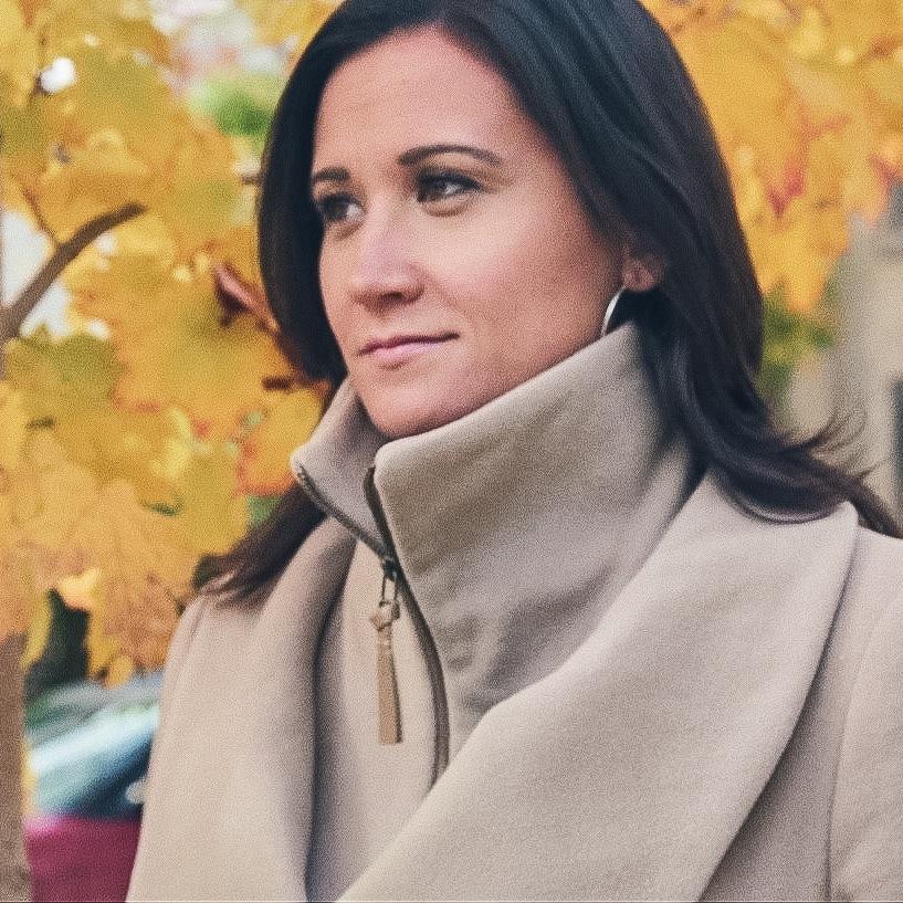 #Guelph native. Lover of shoes, travel and FOOD! Sales Representative at Coldwell Banker Neumann Real Estate. #realestateinvesting, #volleyball #yoga