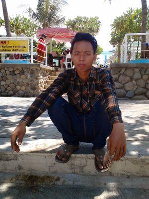 cinta itu indah