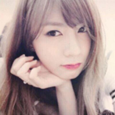 apink's maknae.
