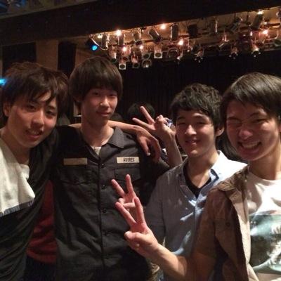 牧野高校出身のバンドです。ボーカルが美声です。New@ction、そのうちライブします。お楽しみに。イェイ