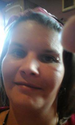 Used and abused...single...loner...miss my daddy rip...28 ...hidin away for see able future...broken ...lost...N.Ire...