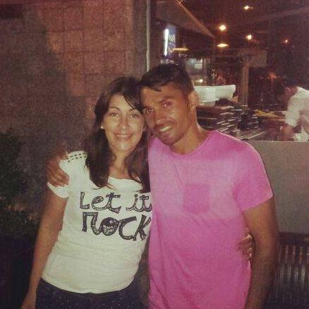 camisantirena's profile picture. 