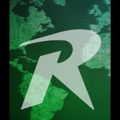 Im a competitive Call Of Duty player on MLG and UMG. Playing for Rated Gaming and our streams and youtube are iDestynHD and WhoIsDreamy, go check us out. :)