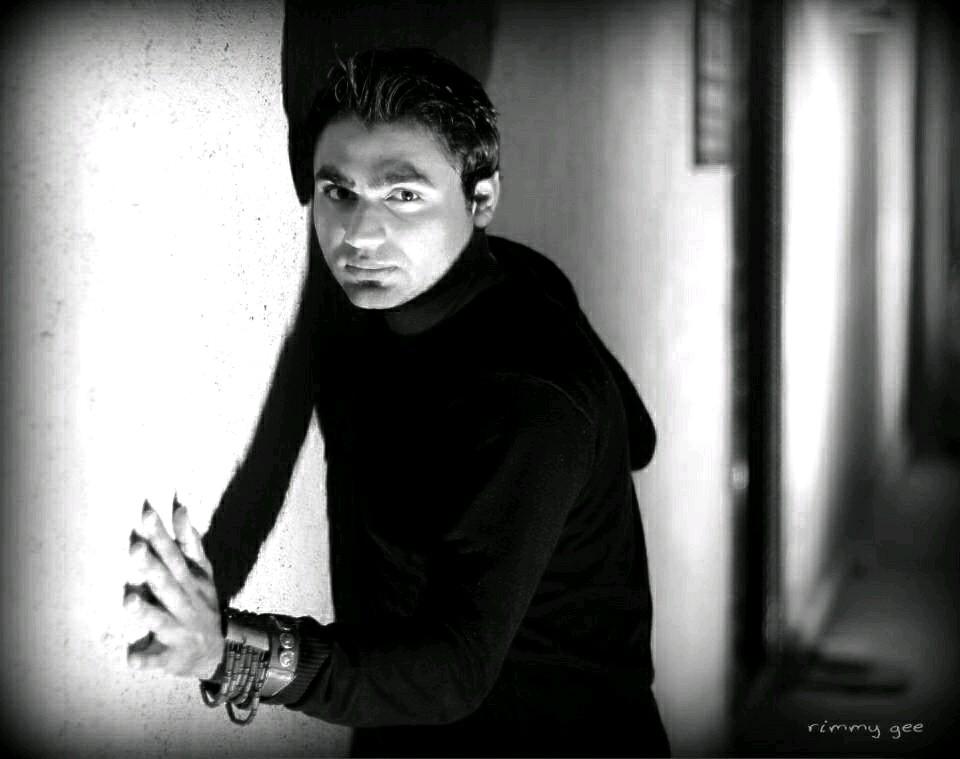 Photographer n videographer working with krizma productions and business deak magazine @ Dubai