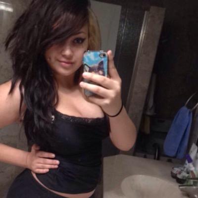 professixonal's profile picture. lust over love is my mindset // xo // single