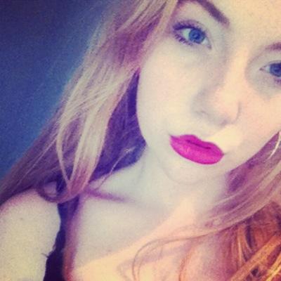 Snapchat- ellzyyy_7 Instagram- ellz_with_a_ringtone