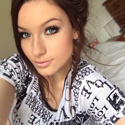 Hello i'm #KatieCakes fan of @KatieOfficialUK , proud of her ❤️