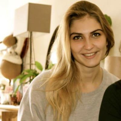 Chef de Projet #SEO chez @top10strategie - Diplômée MSc Marketing Digital & E-Business @INSEEC_MScMBA
Savane magnet & karaoke lover 🎤🌟
