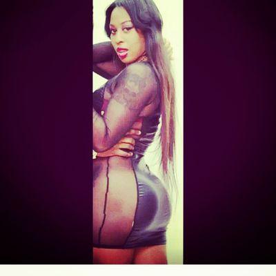 follow me on ig@iammodel_nina