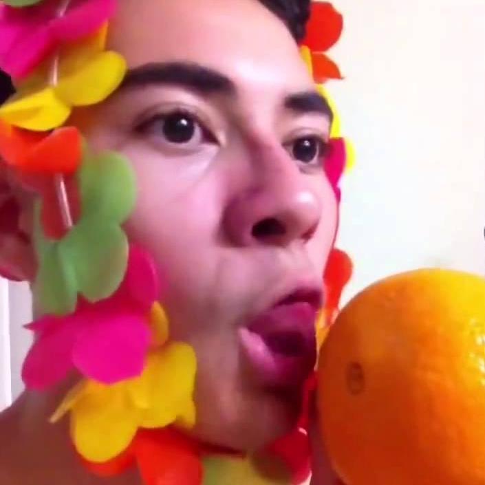 BerryBSmoothies's profile picture. Selling you a variety of Berry Blendz smoothies during lunch