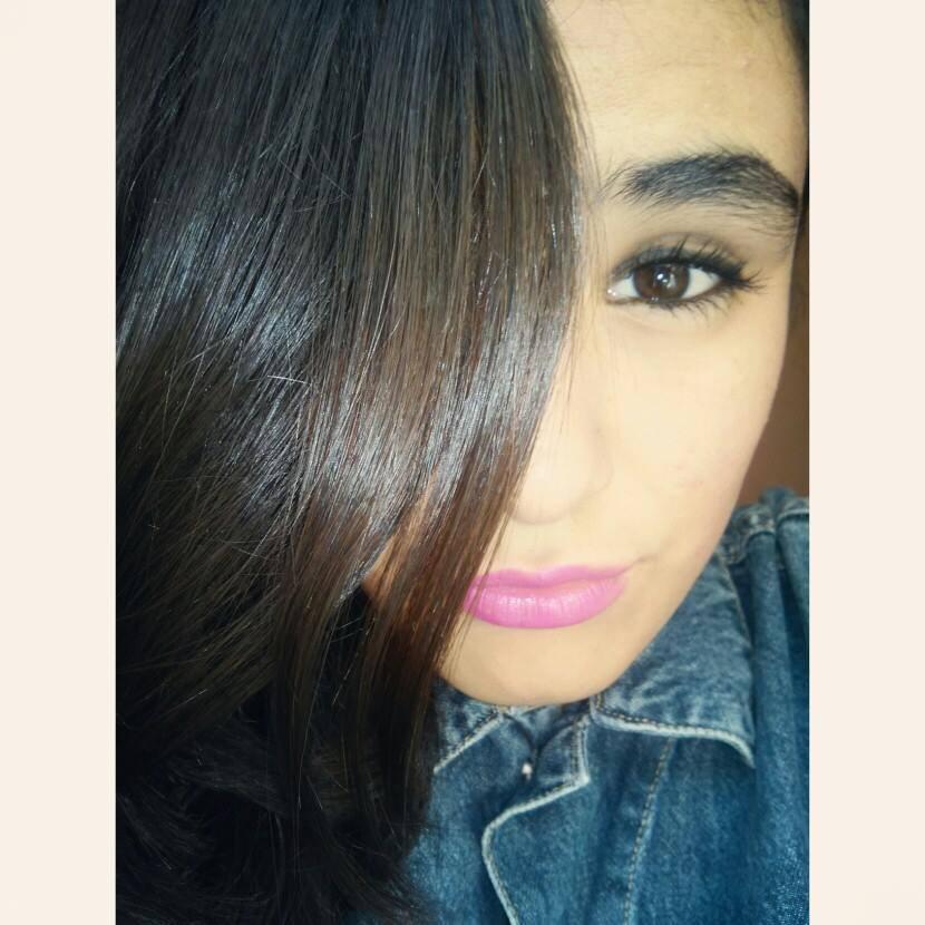 SofiChaqoon's profile picture. solo soy feliz, sonrrio & me compro Vans 3