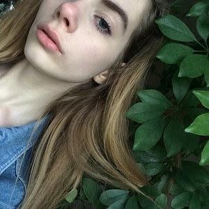 Se dio camminasse fra gli uomini, se il paradiso fosse qui.
- Skyler Asher Simpson