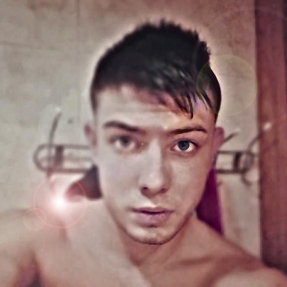 CUENTA TWITTER OFICIAL (1991). Artista de Selecta Incorporated. Compositor y productor audio-visual. Número de contratación: 672 440 644