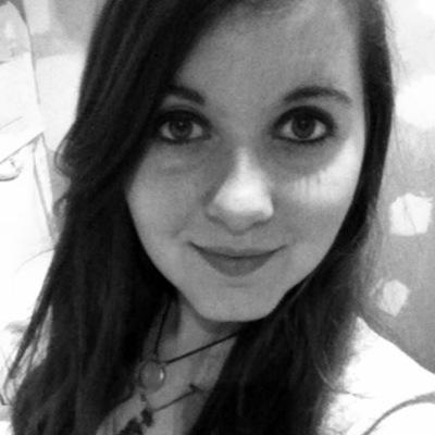 Facebook : Céline Benenati
Snapchat : celyne42