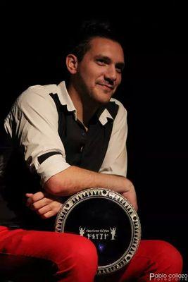 Profesor e Intérprete de Instrumentos de Percusión Arabe