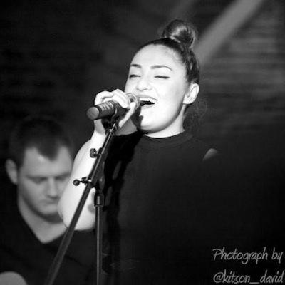 Singer/Songwriter
Manchester UK
Facebook/Instagram ✌️