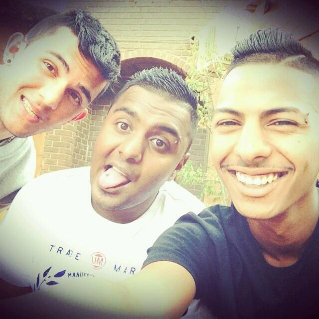 _Mimo_96's profile picture. BbM piN: 7F4B32CF
whatsapp-0621594588
 StAy awEsome**