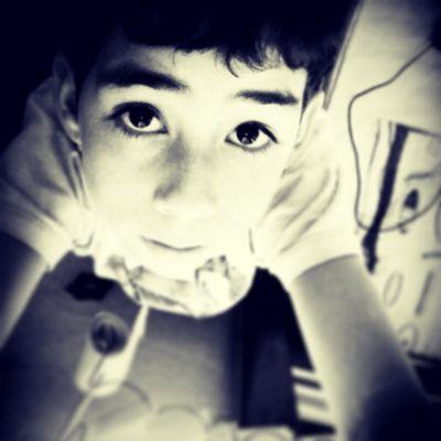 Twitter oficial do Breno ator, cantor e compositor sou do @sbtonline filme o palhaço (terror) Monitorado pela Polícia Federal Boylieber