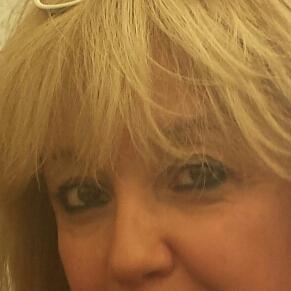 carmeariascosta's profile picture. 