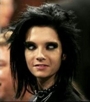 la diva de bill, el chancho de gustav, pelo pantene de georg y la rubia trola de tom                 son mi dios             》》 twincest te guste o no