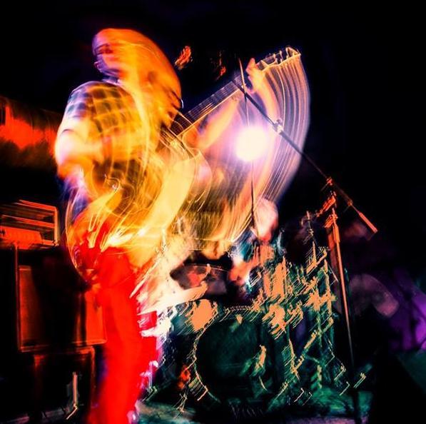 Rock duet from brussels, stepping in your headlights... http://t.co/0NivWGIy1y