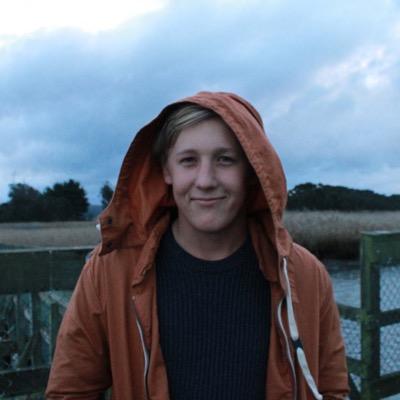 Tasmanian boy w/ a love for Cinematography & Music