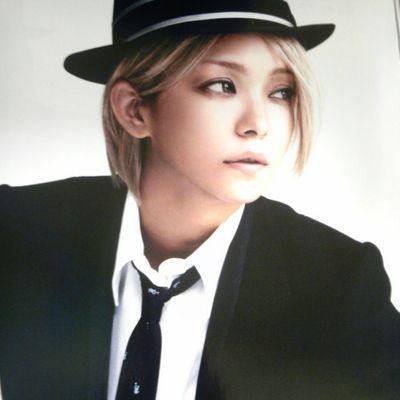 lavienrooose's profile picture. namie amuro