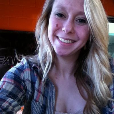 haley_nicole3's profile picture. Feed your faith and starve your fears