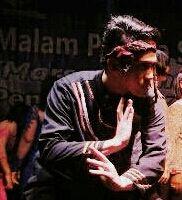 Dance is a conversation between my body and my soul! for booking cp: 081297194641 UNJ'14| Rome 12:11♥
