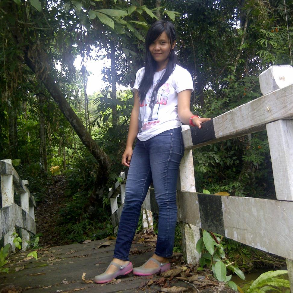 Jesus i believe,♥mom n dad | dayak tunjung | i Like singing, travelling | El-Gibbor Gkii BMS, Gkii Filadelfia | Public Relations Unmul | Bappeda Kubar