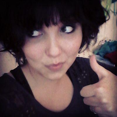 blog6000's profile picture. so I'm 18 I sing and am learning to play guitar at the minute, I am a skilful Hairdresser (mad skills)