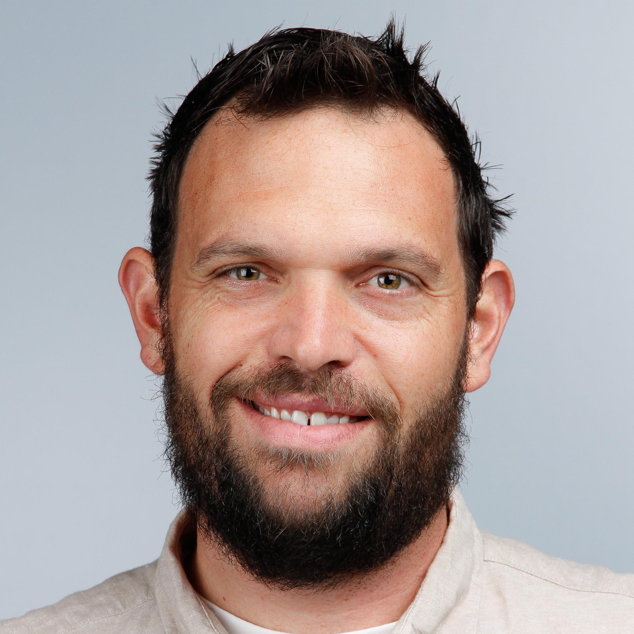 itwascharlie's profile picture. Engineering Manager @Adobe currently working on NextGen creative tools for everyone.