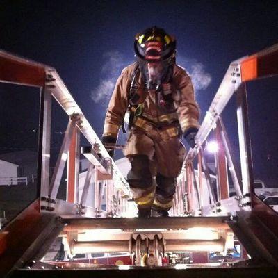 Profile Picture of Chris VanBlarcom (@chrisvb22) on Twitter