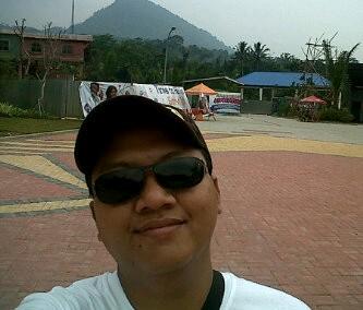 zainul08's profile picture. WorK HarD||Pl@Y HarD