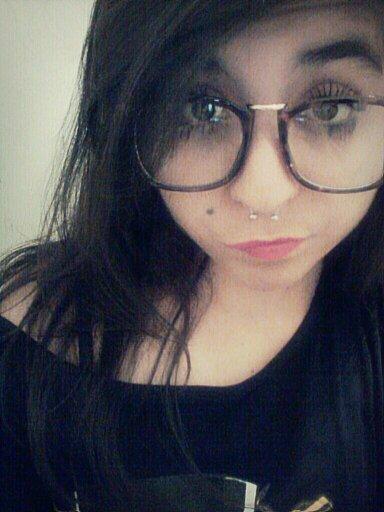 insta @anajuf_
