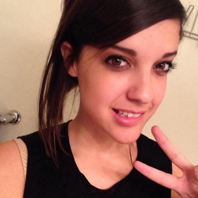 Youtuber vlogger & co-founder of Summoners Con. http://t.co/QSdn6hcB1D