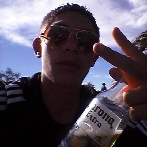 thito_1998's profile picture. 