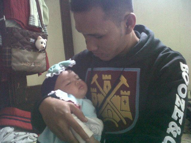 ♥saci||father for Ariqa HutRI||reading||speaking||Husband for @asriisep||Hammers 父