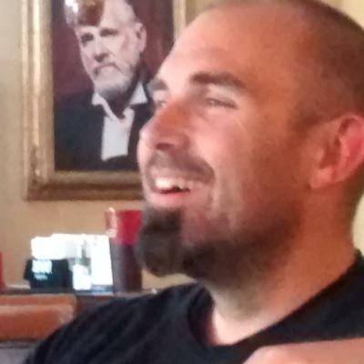 Husband, dad, child of God, @gobearcats, @Ivory soap