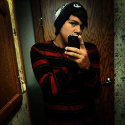 Im a skater from Iowa. Bands are awesome. I'll be posting a lot from instagram but hai im here if you need to talk to and maybe become youre friend. Kik also cx