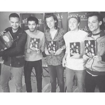 I give u a free follow, now please follow @josyliannl please ☻☻☻☻