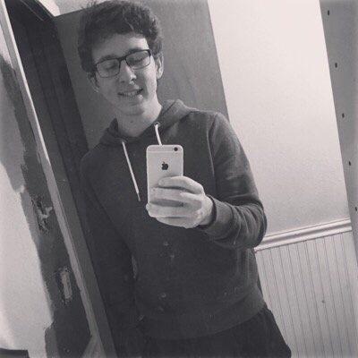 carlosp82628196's profile picture. 